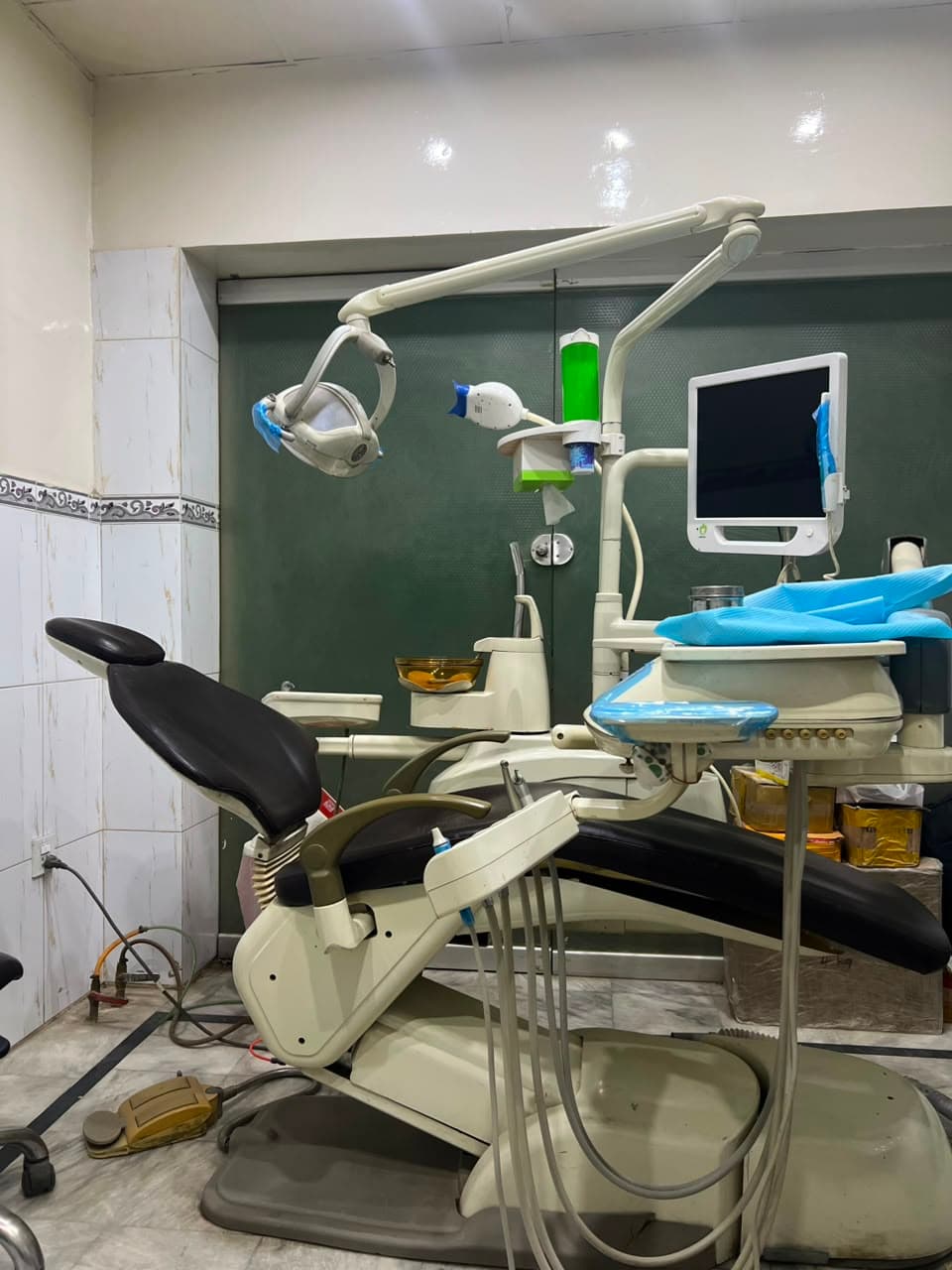 Modern Treatment Chair